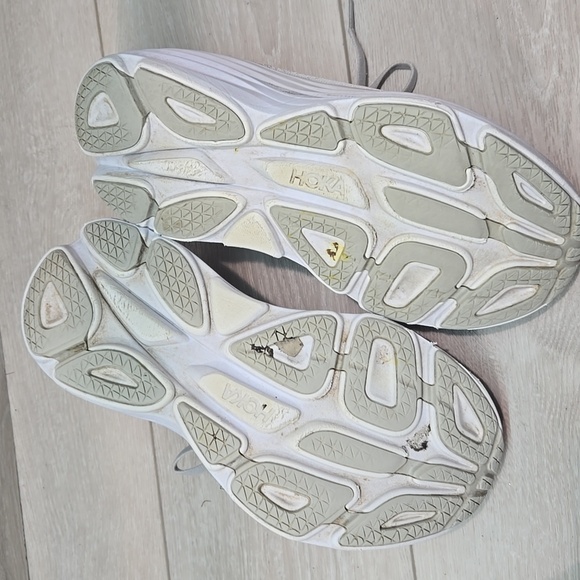 Hoka One One Mens Bondi 8 Athletic Running Shoes Sneakers Sz 9B - Picture 11 of 13